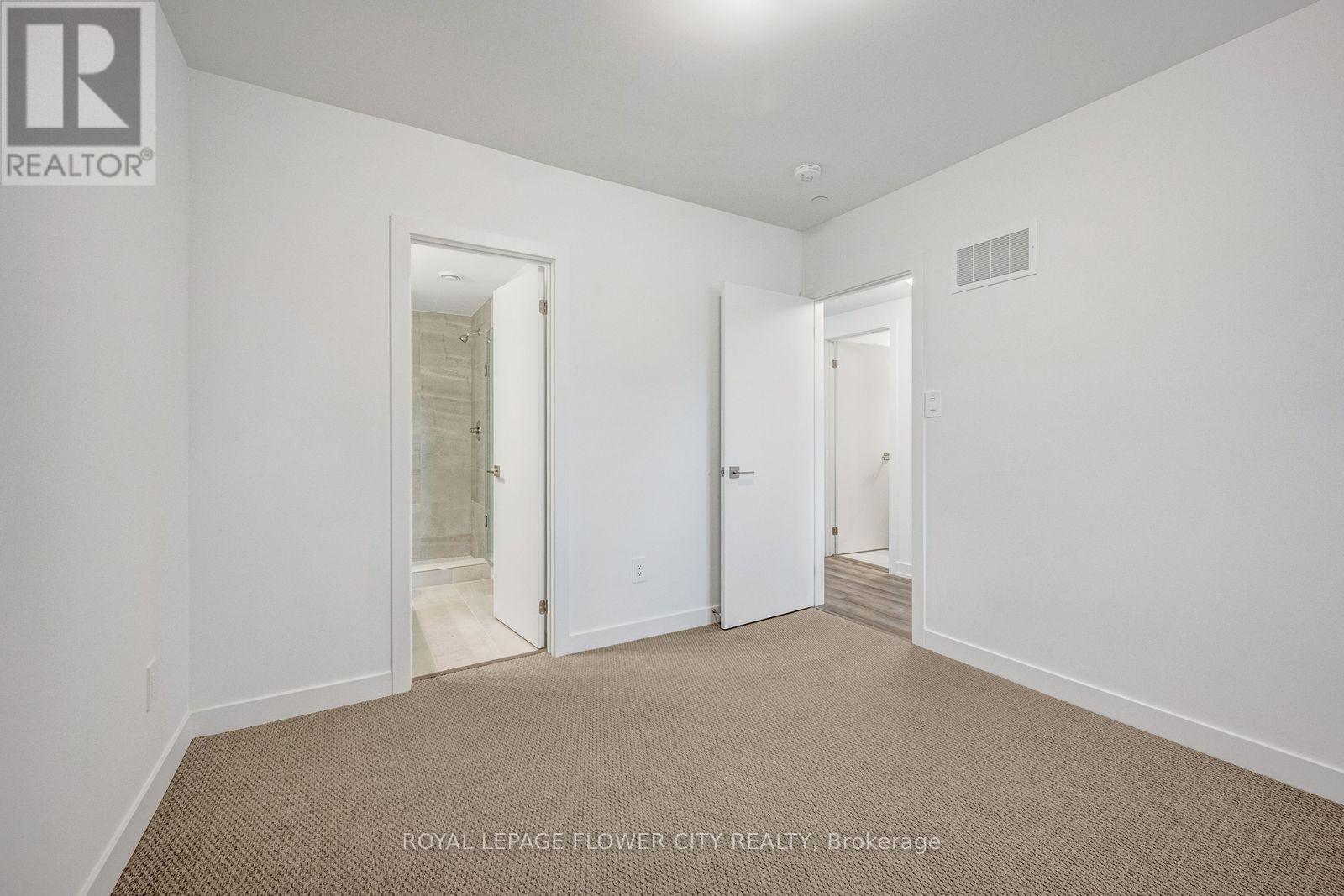 65 Romilly Avenue — photo 26