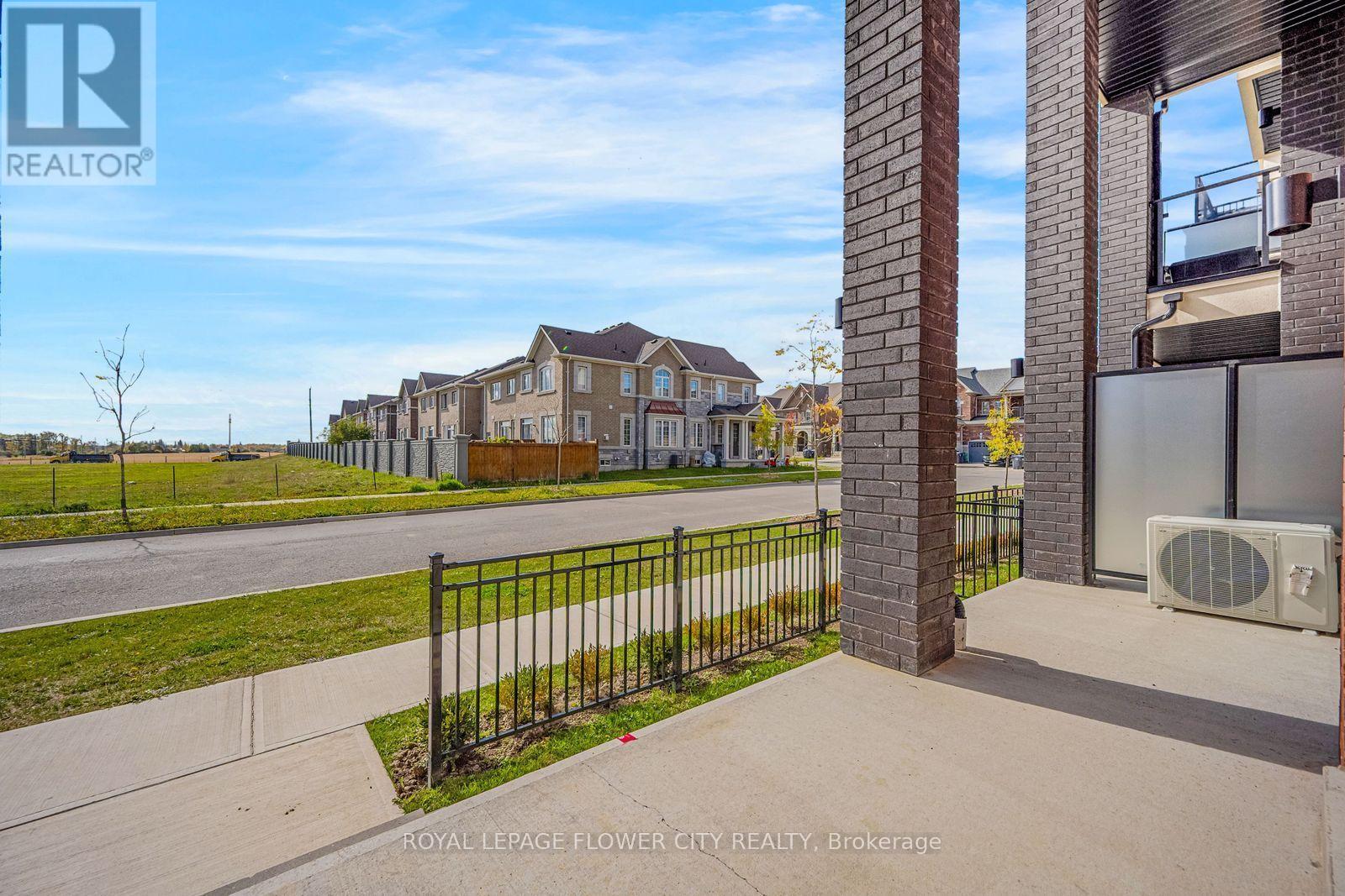 65 Romilly Avenue — photo 47