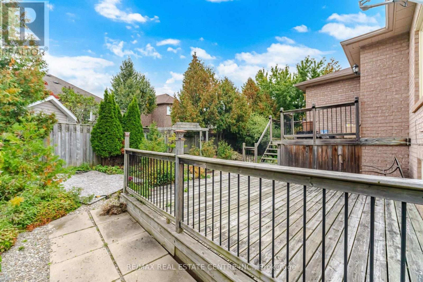 19 Amberdale Court, Caledon, ON photo 32