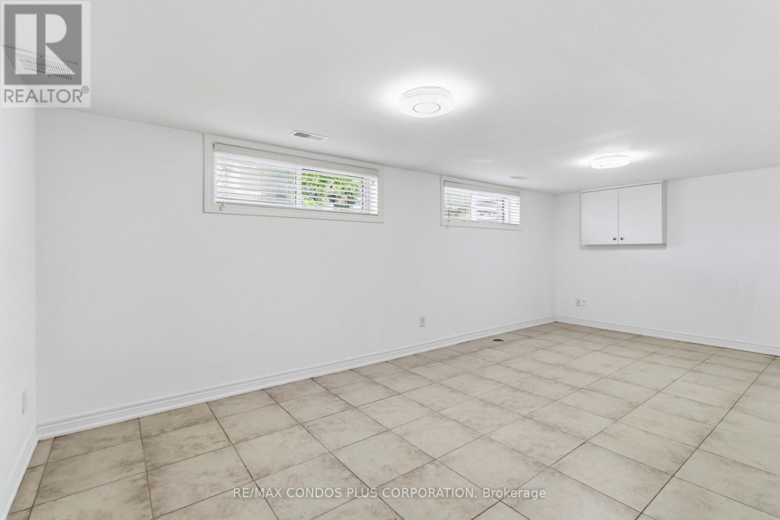 122 Wyndale Drive — photo 30