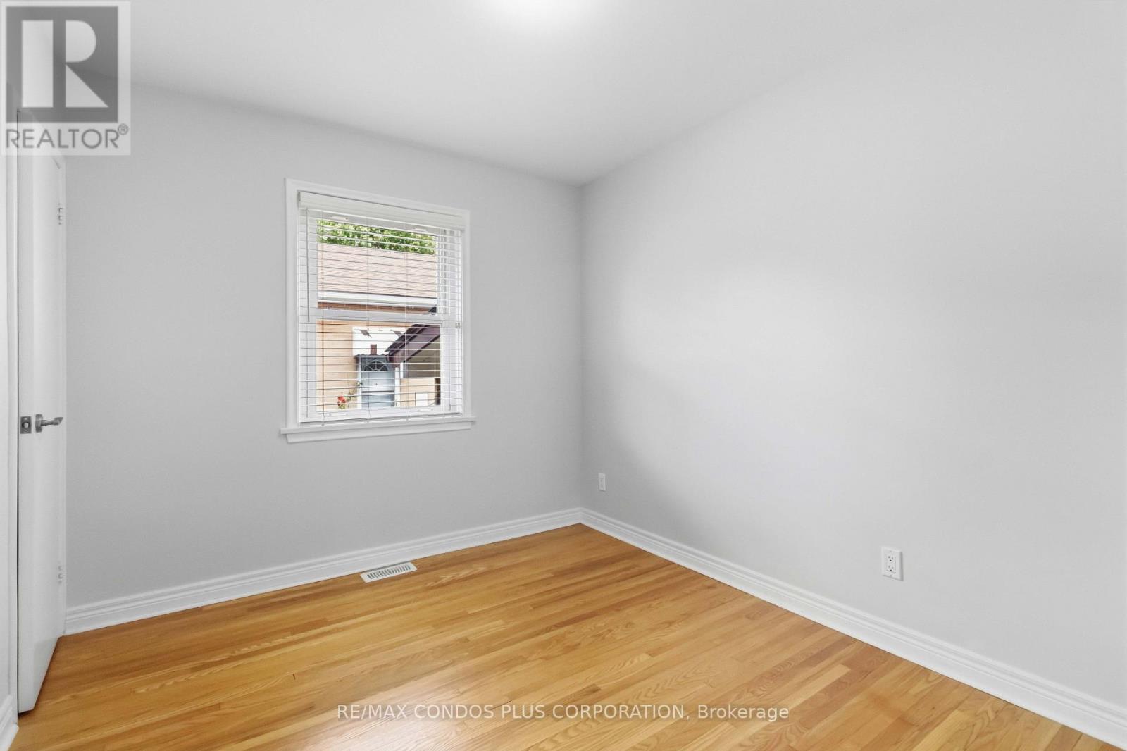122 Wyndale Drive — photo 25