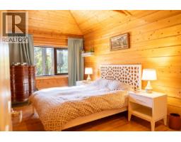 4318 Port Washington Road, Pender Island, BC V0N2M1 Photo 15