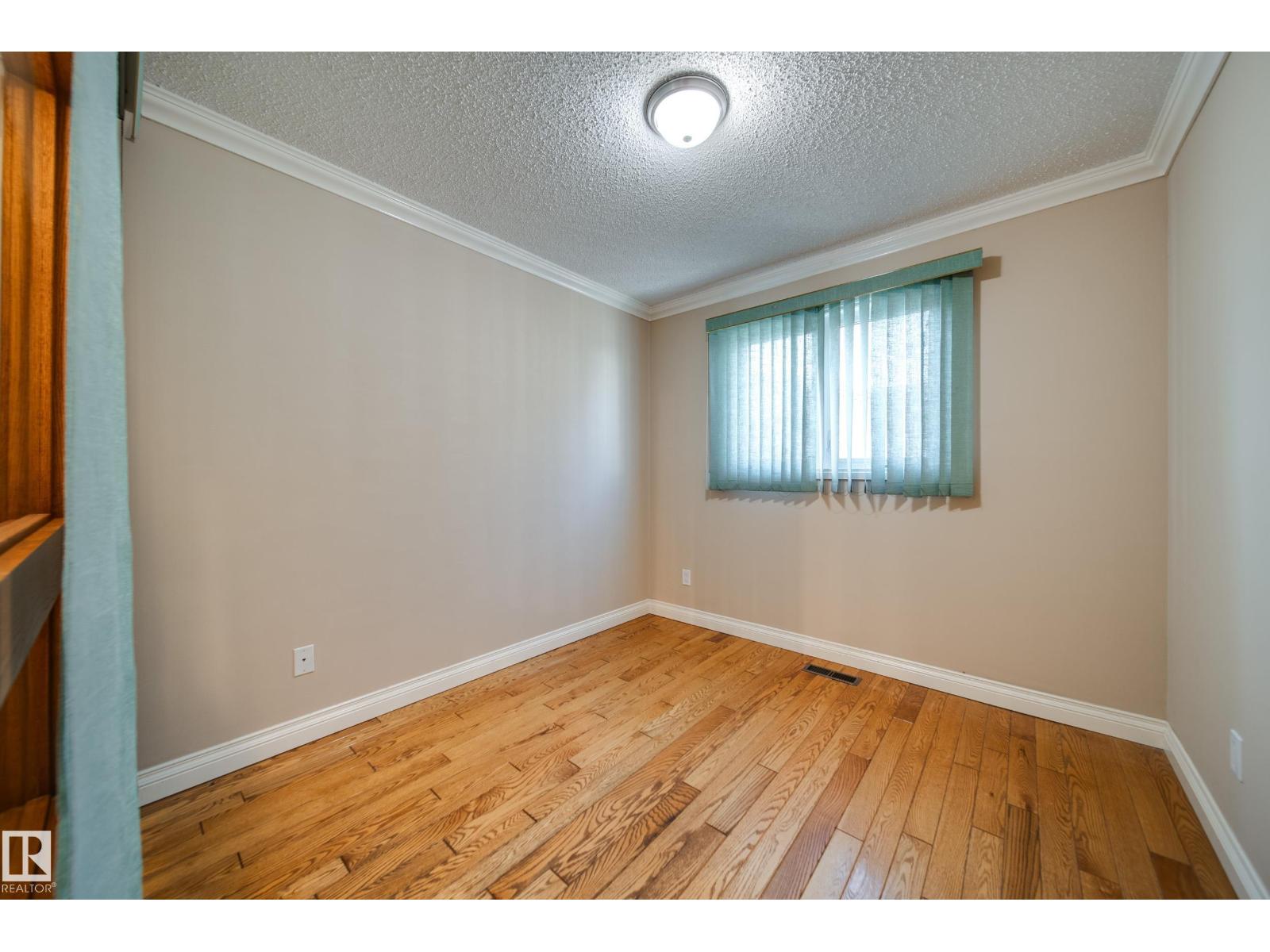 11720 158 AV NW - 30
