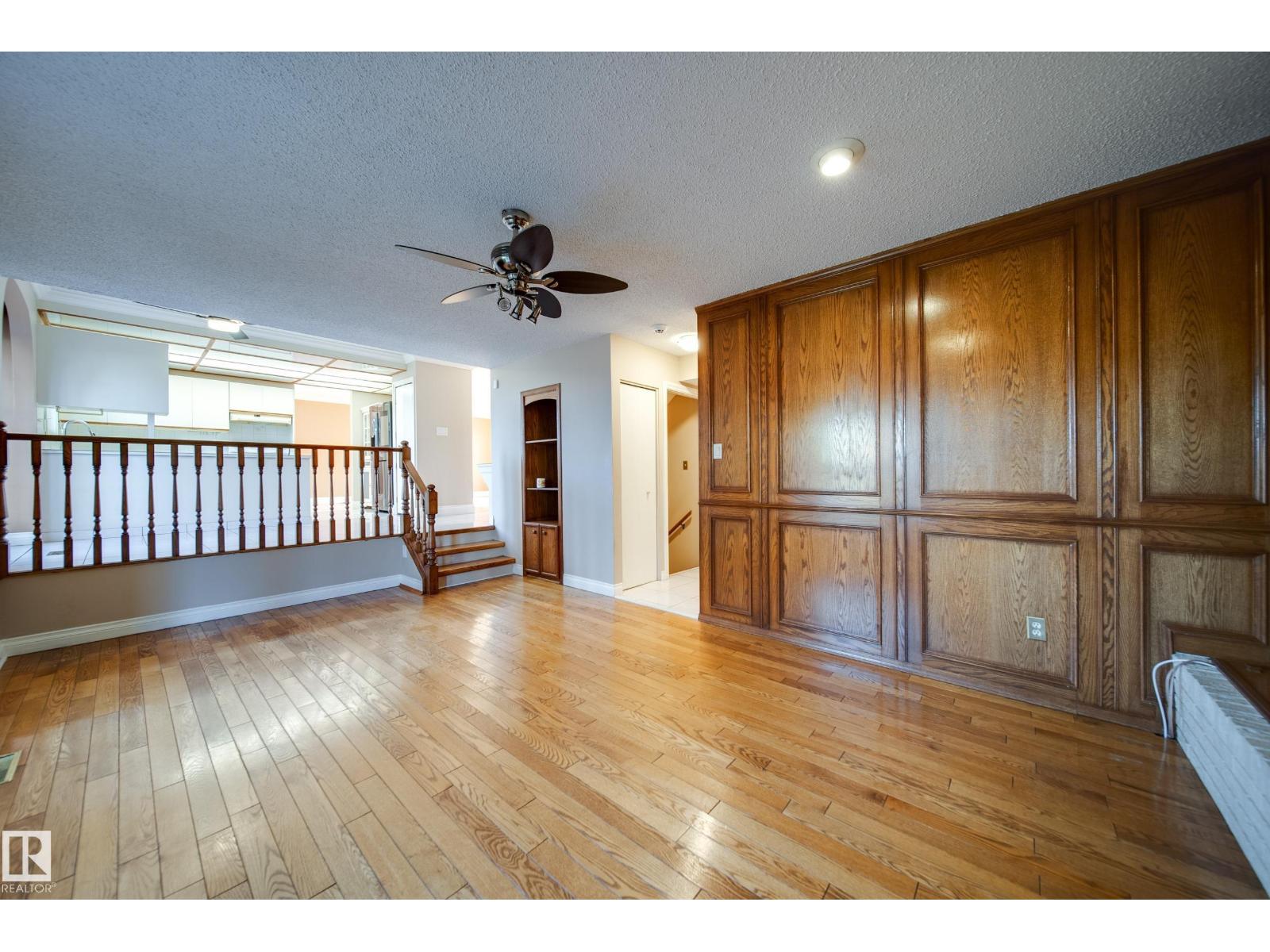 11720 158 AV NW - 27