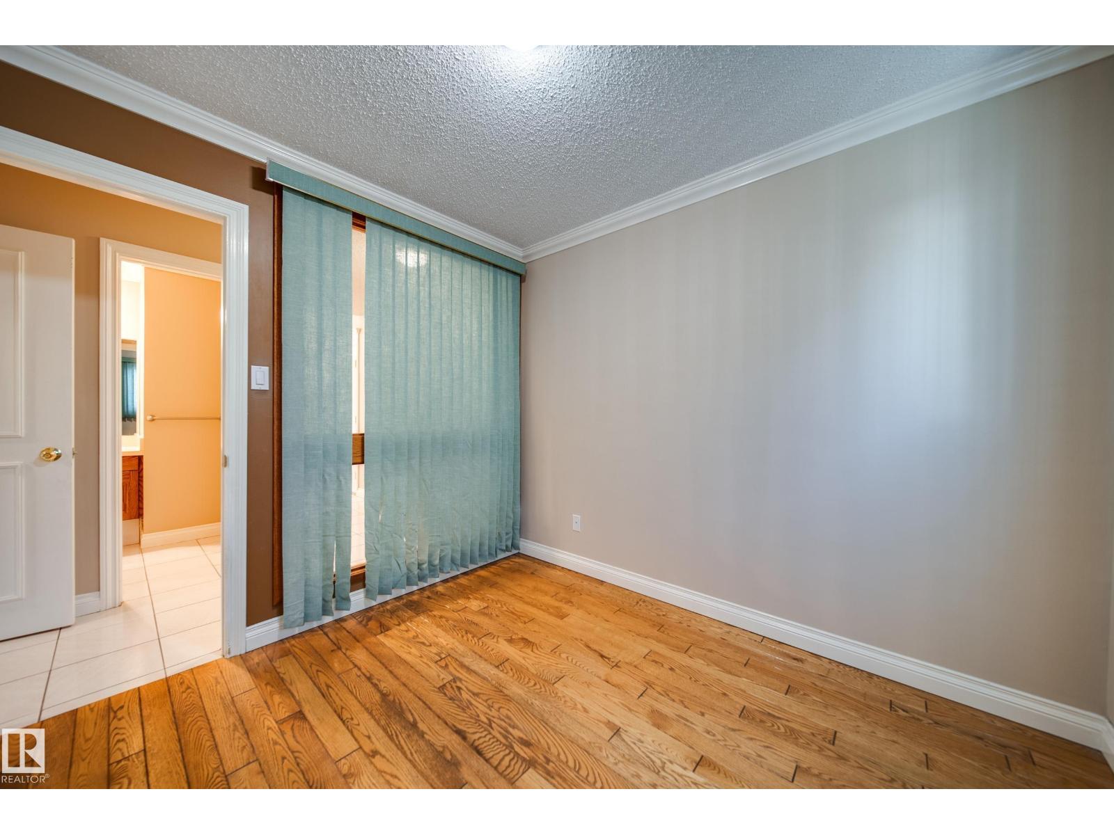 11720 158 AV NW - 31
