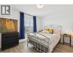 2466 210 Avenue SE - photo 15