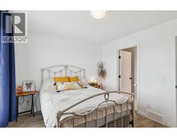 2466 210 Avenue SE - photo 17