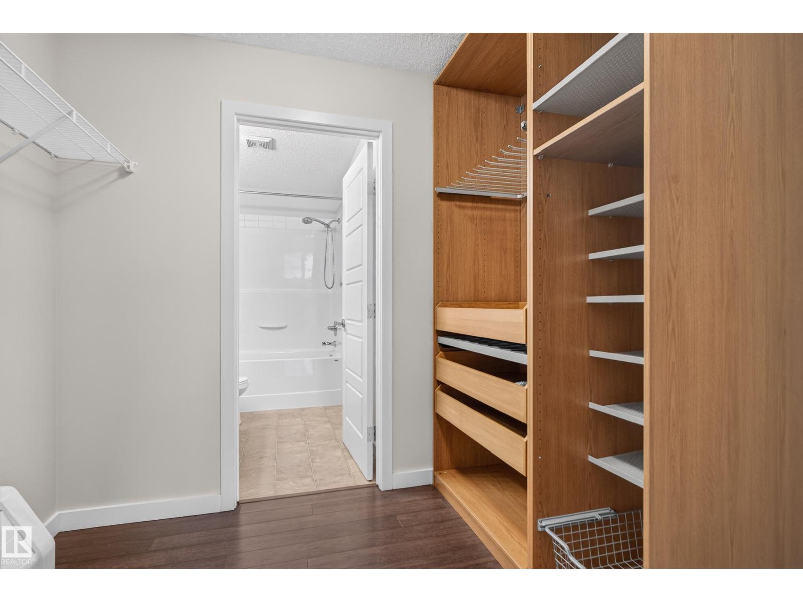 #401 14808 125 ST NW - 11
