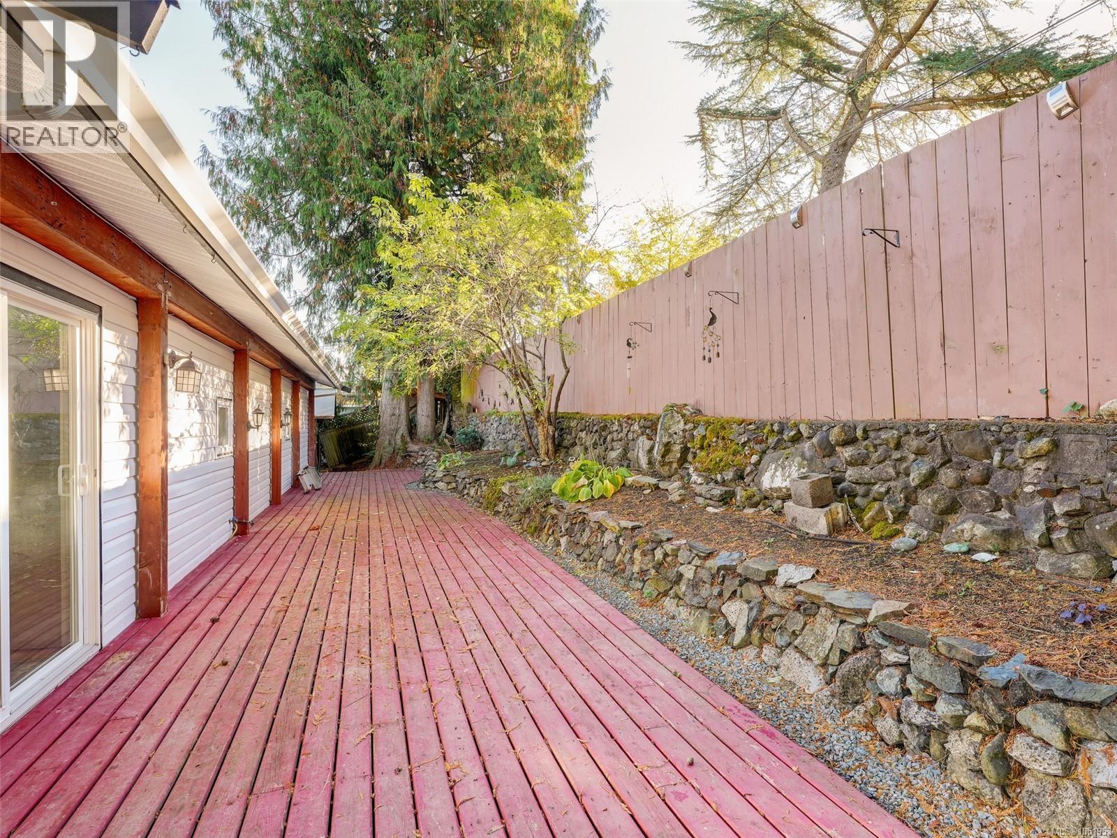 6609 Helgesen Rd - 20
