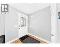 17 Kings Heights Dr  SE - photo 3