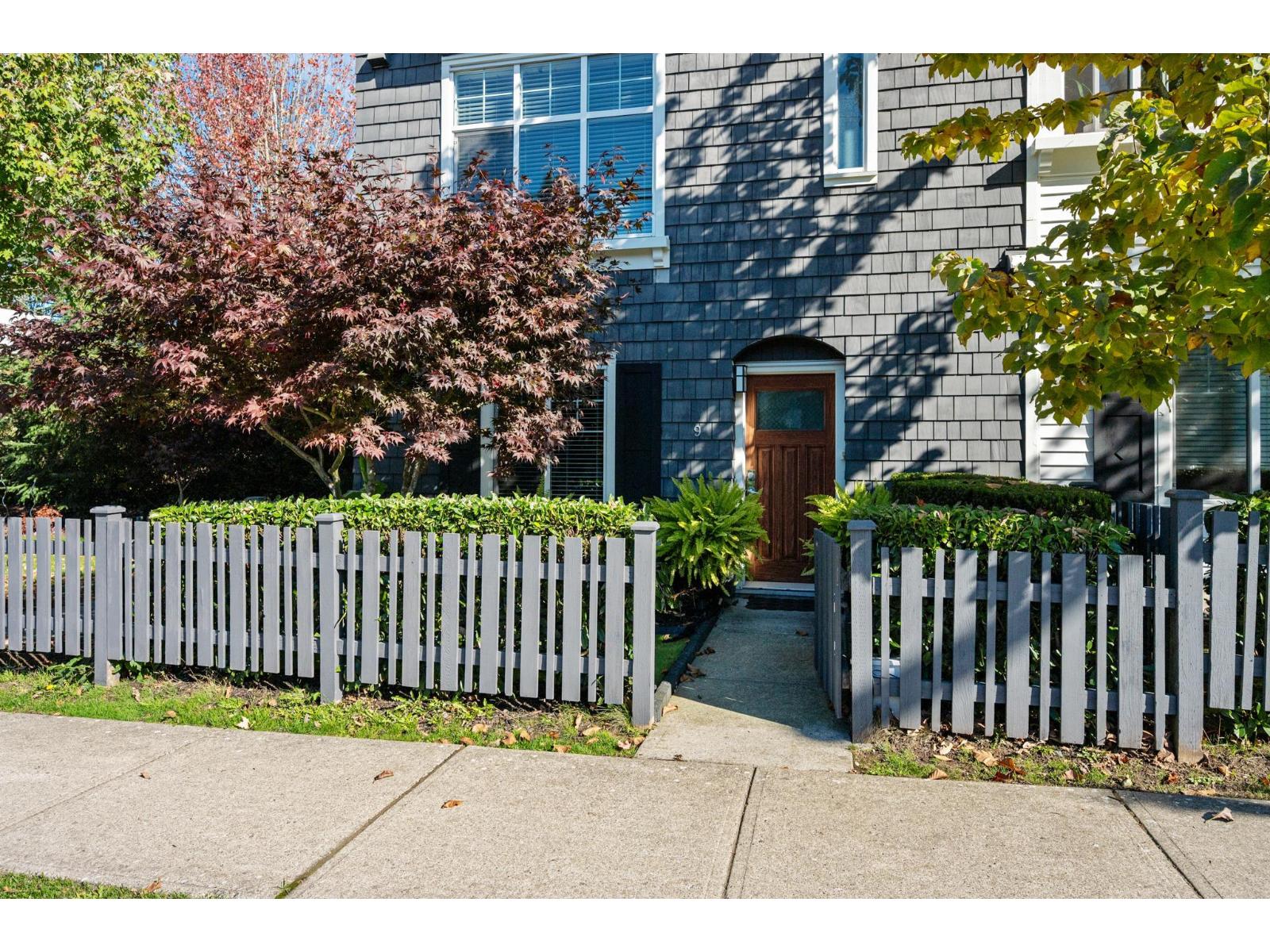 9 2550 156 STREET, Surrey - Image 1