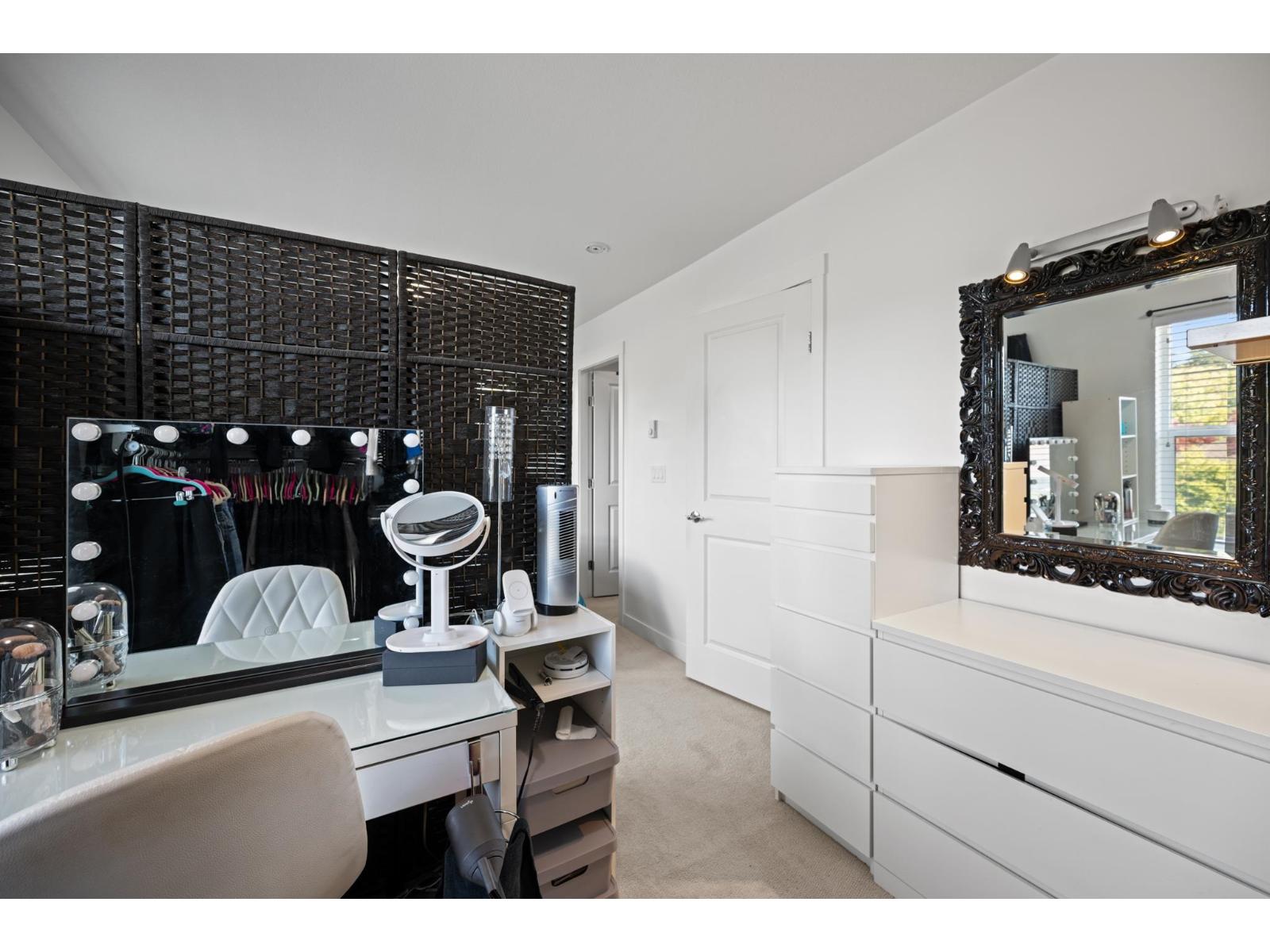 9 2550 156 STREET, Surrey - Image 1