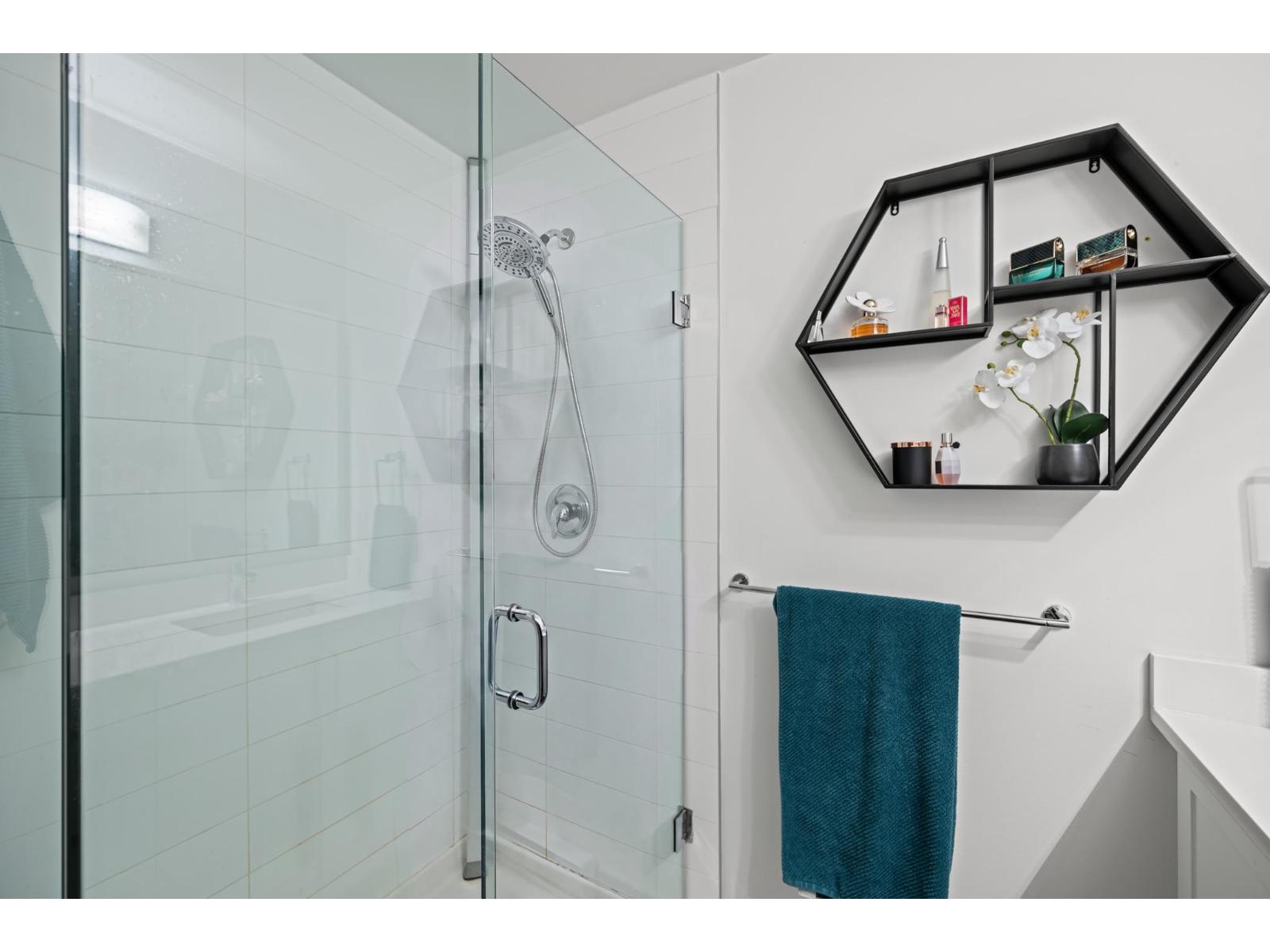 9 2550 156 STREET, Surrey - Image 1