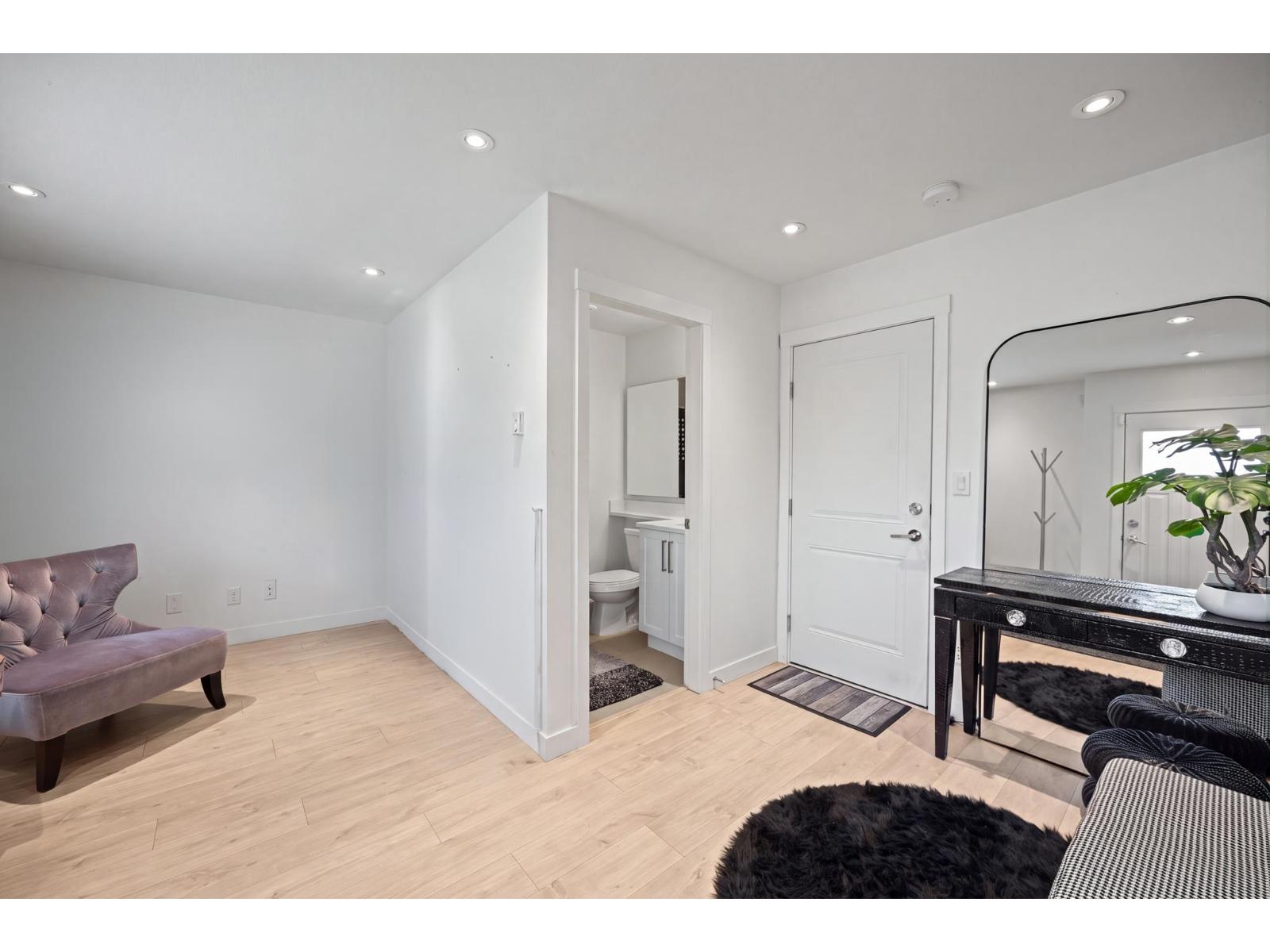9 2550 156 STREET, Surrey - Image 1
