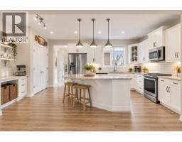 177 Yorkville Manor SW - photo 5