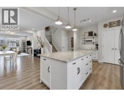 177 Yorkville Manor SW - photo 4