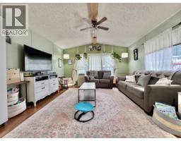 Living room - 83 770 N Eleventh Avenue, Williams Lake, BC V2G2M4 Photo 6