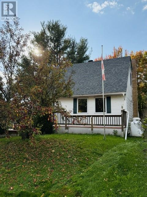14 Cutler Avenue — photo 50