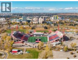 3pc Bathroom - 1651 St Andrews Place Nw, Calgary, AB T2N3Y4 Photo 14