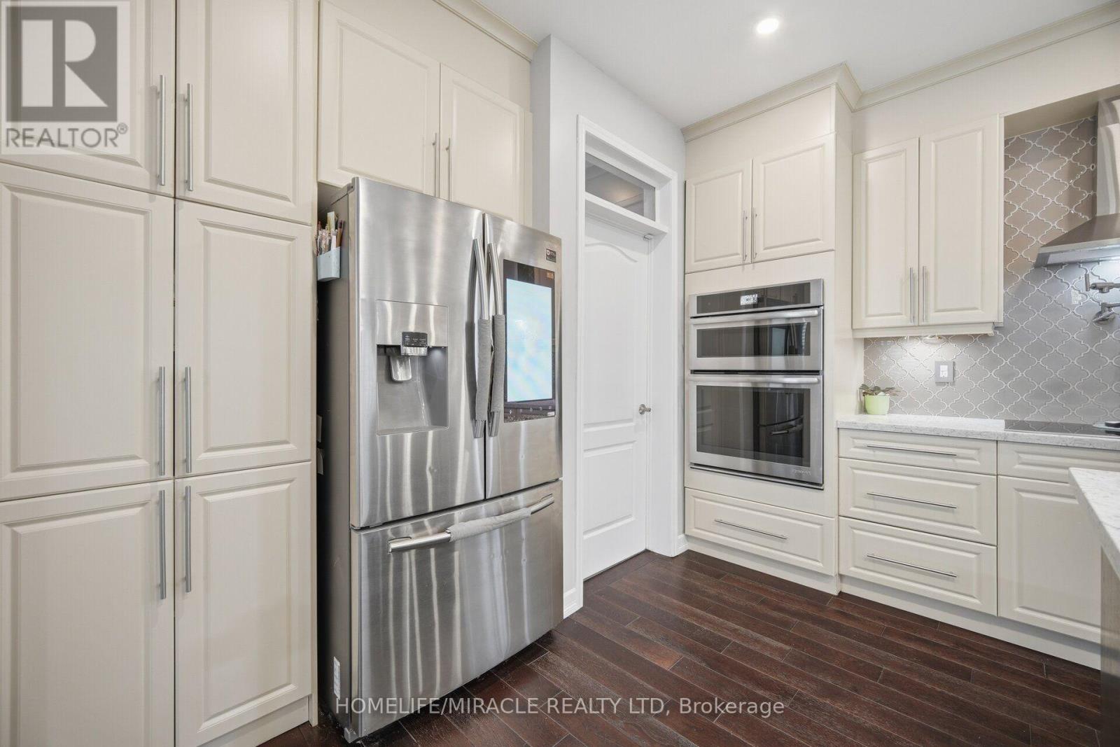 33 KLEMSCOTT ROAD - Image 15