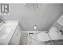 33 Klemscott Road, Brampton, ON L7A0P5 Photo 17
