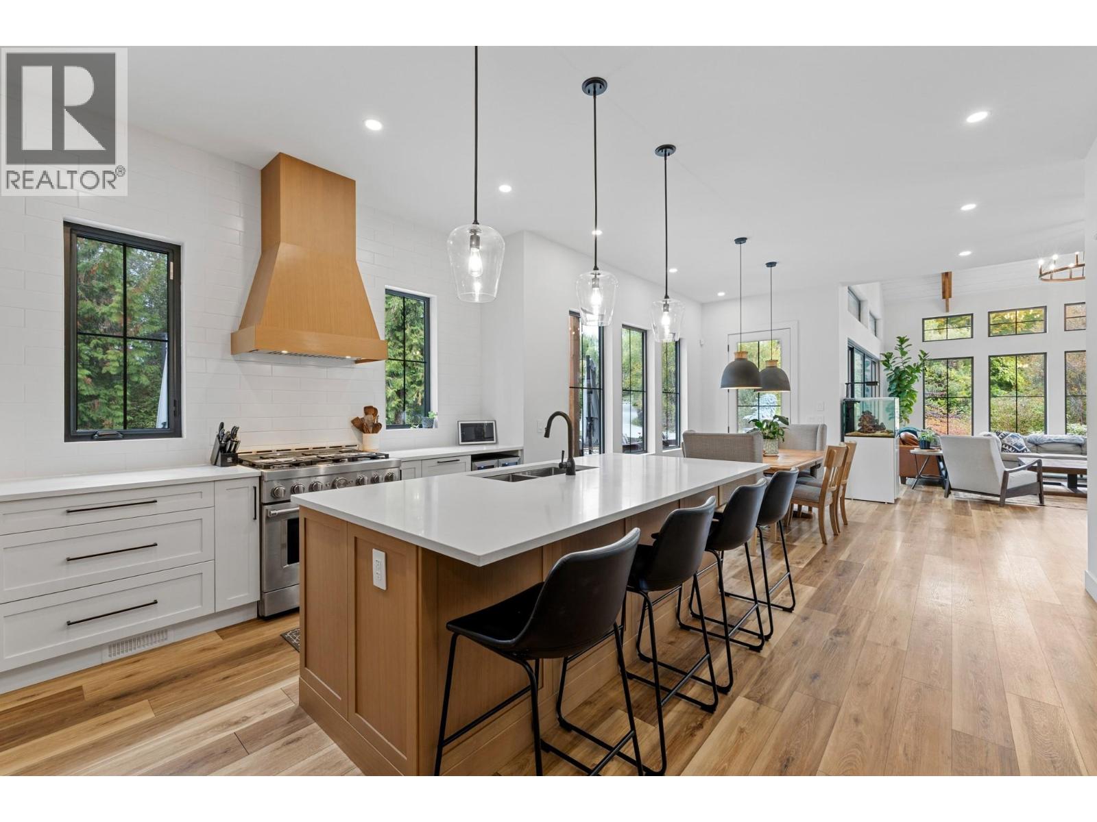 2475 Maquinna Road, Kelowna