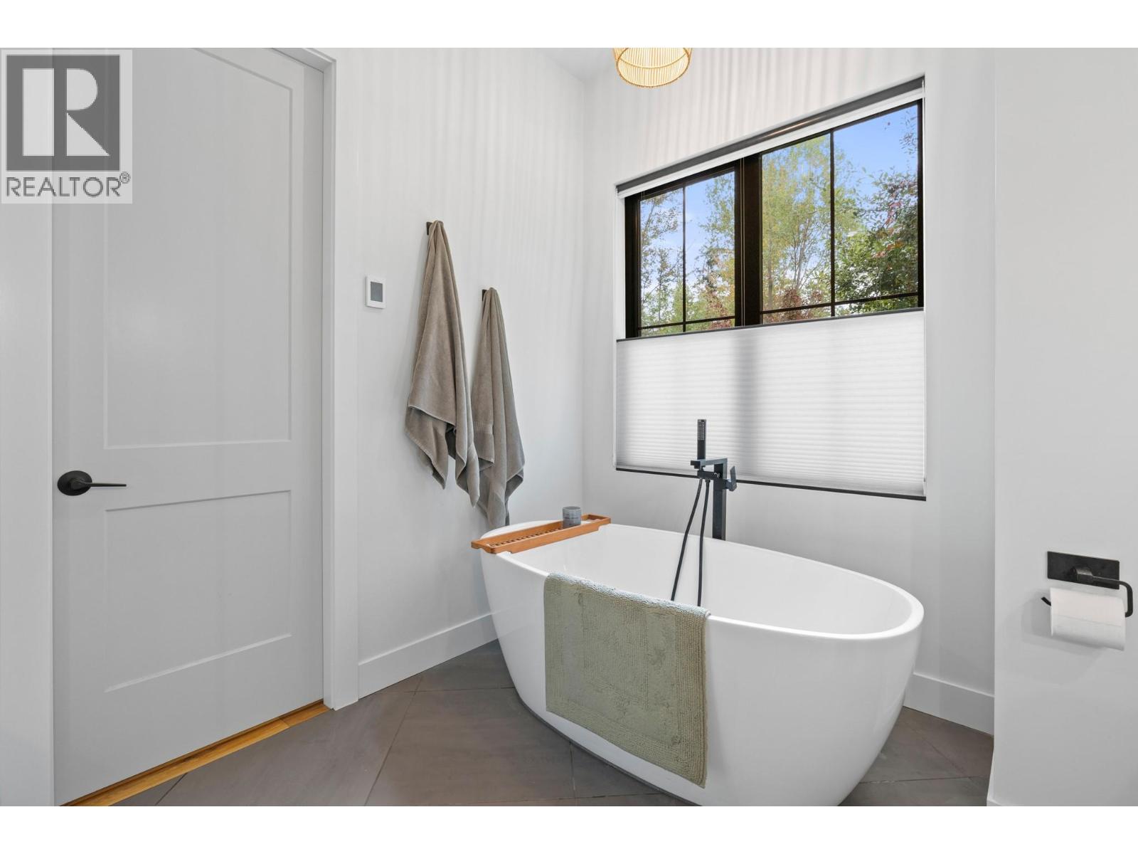 2475 Maquinna Road, Kelowna