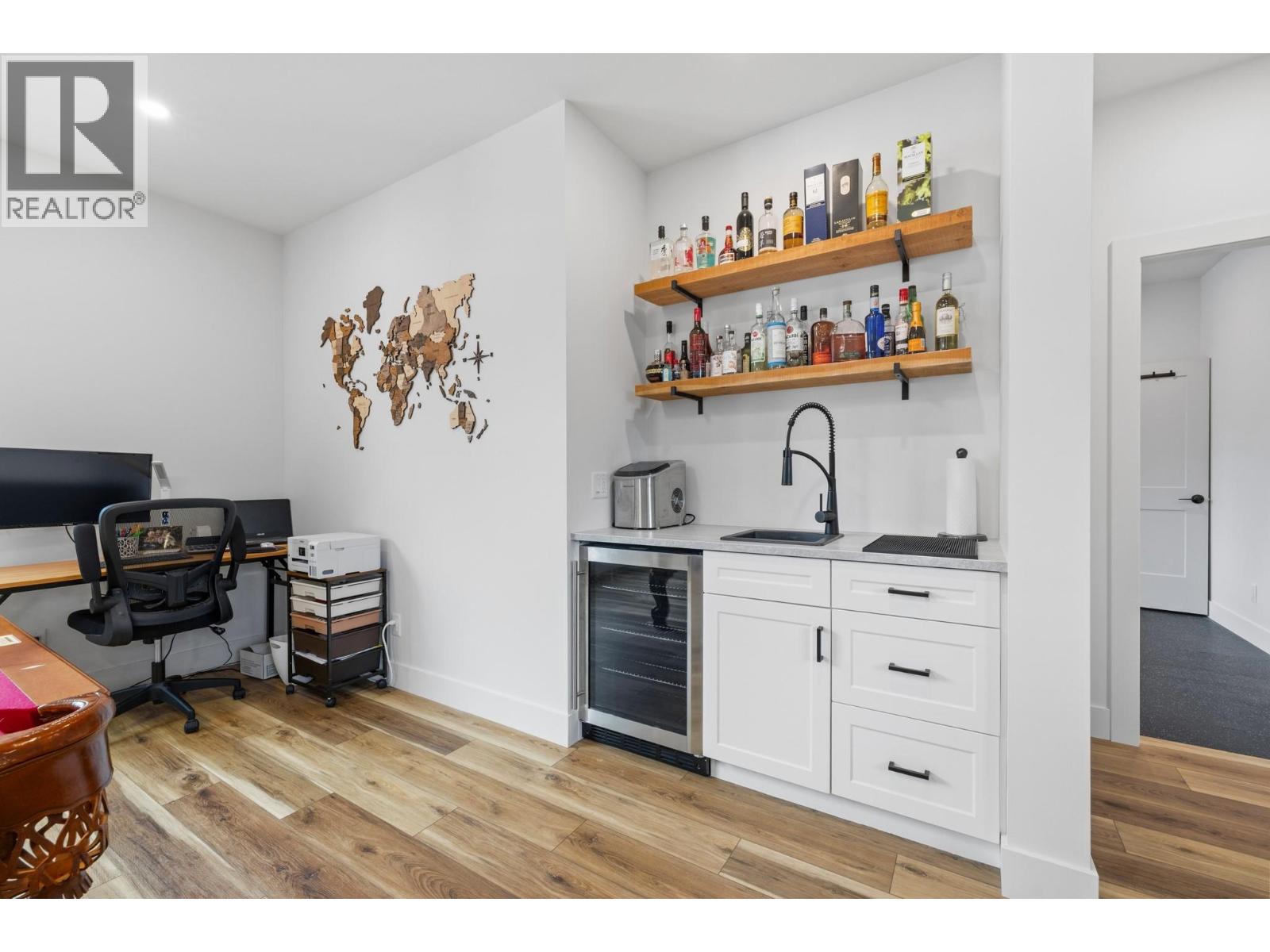 2475 Maquinna Road, Kelowna