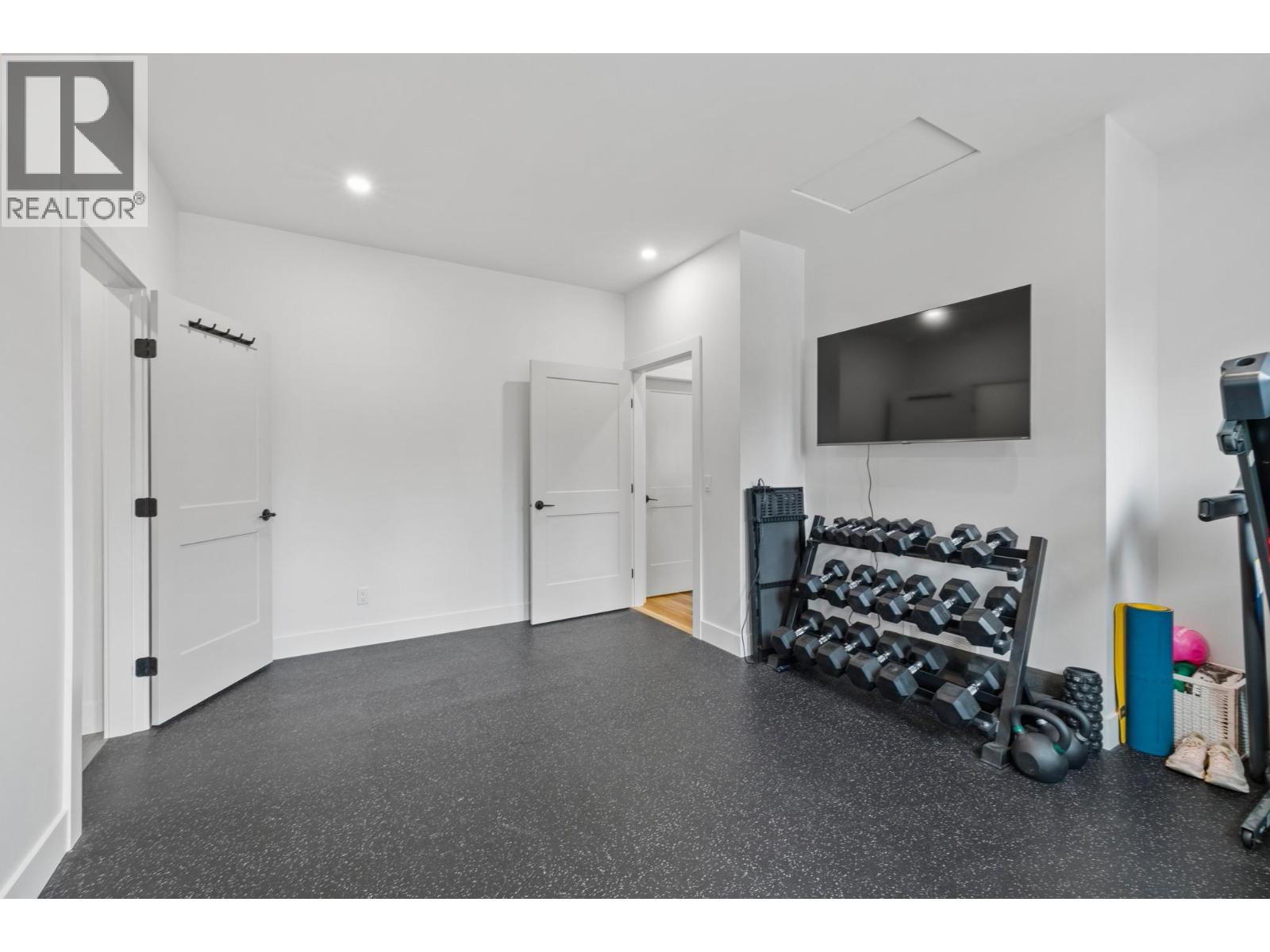 2475 Maquinna Road, Kelowna