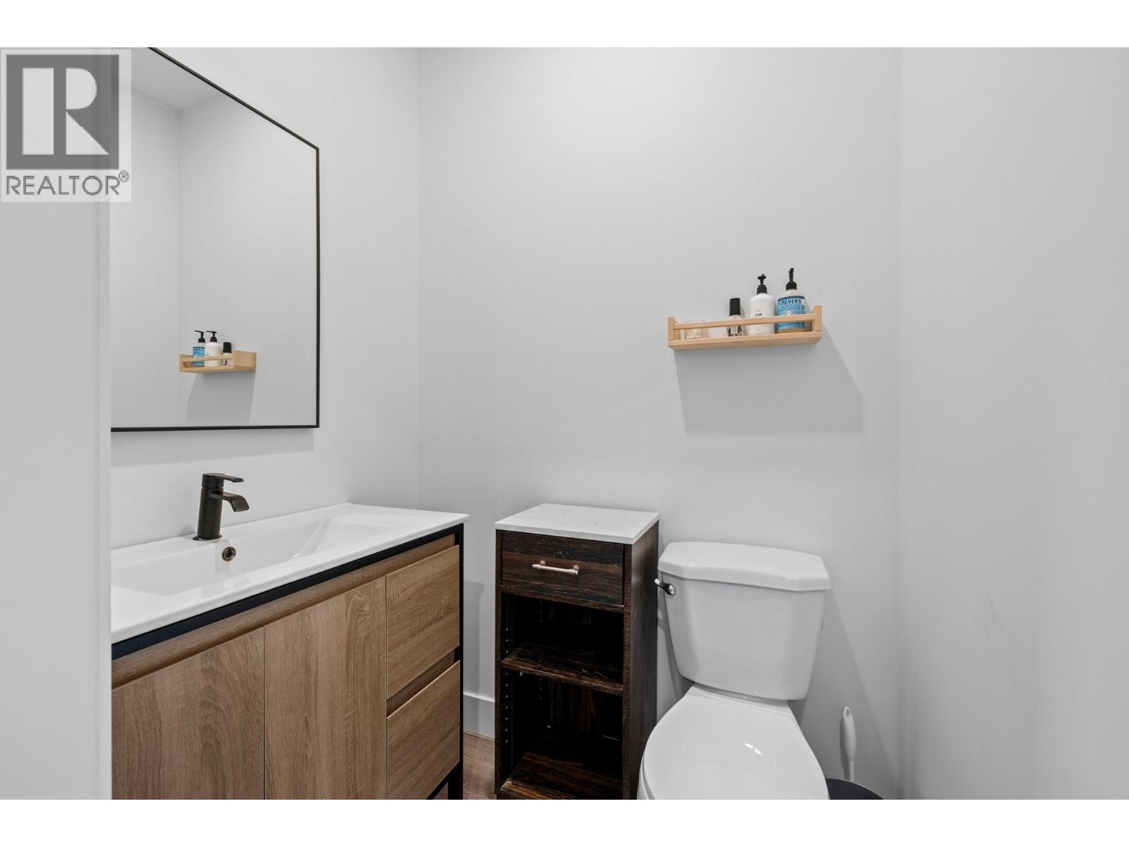 2475 Maquinna Road, Kelowna