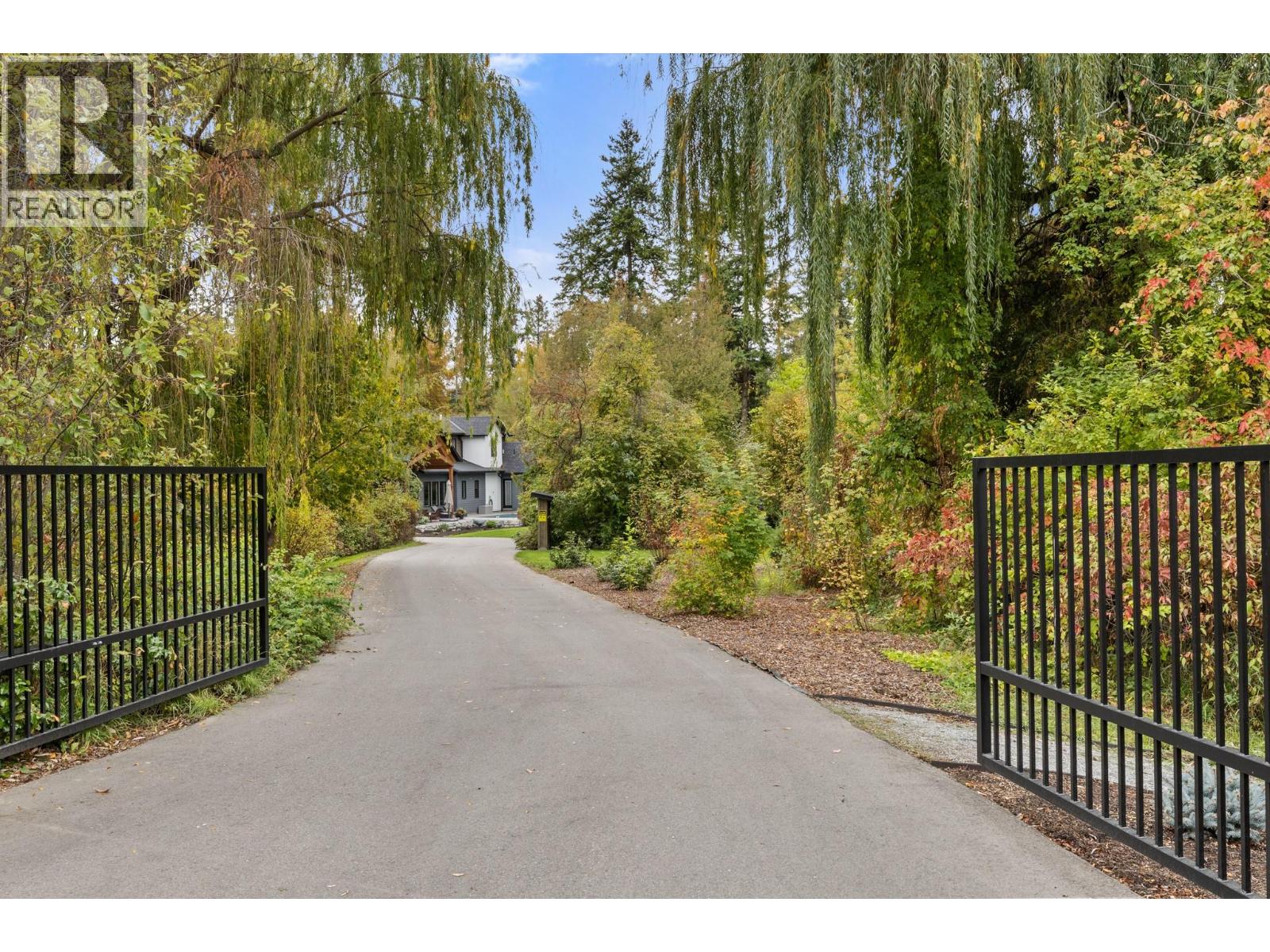 2475 Maquinna Road, Kelowna