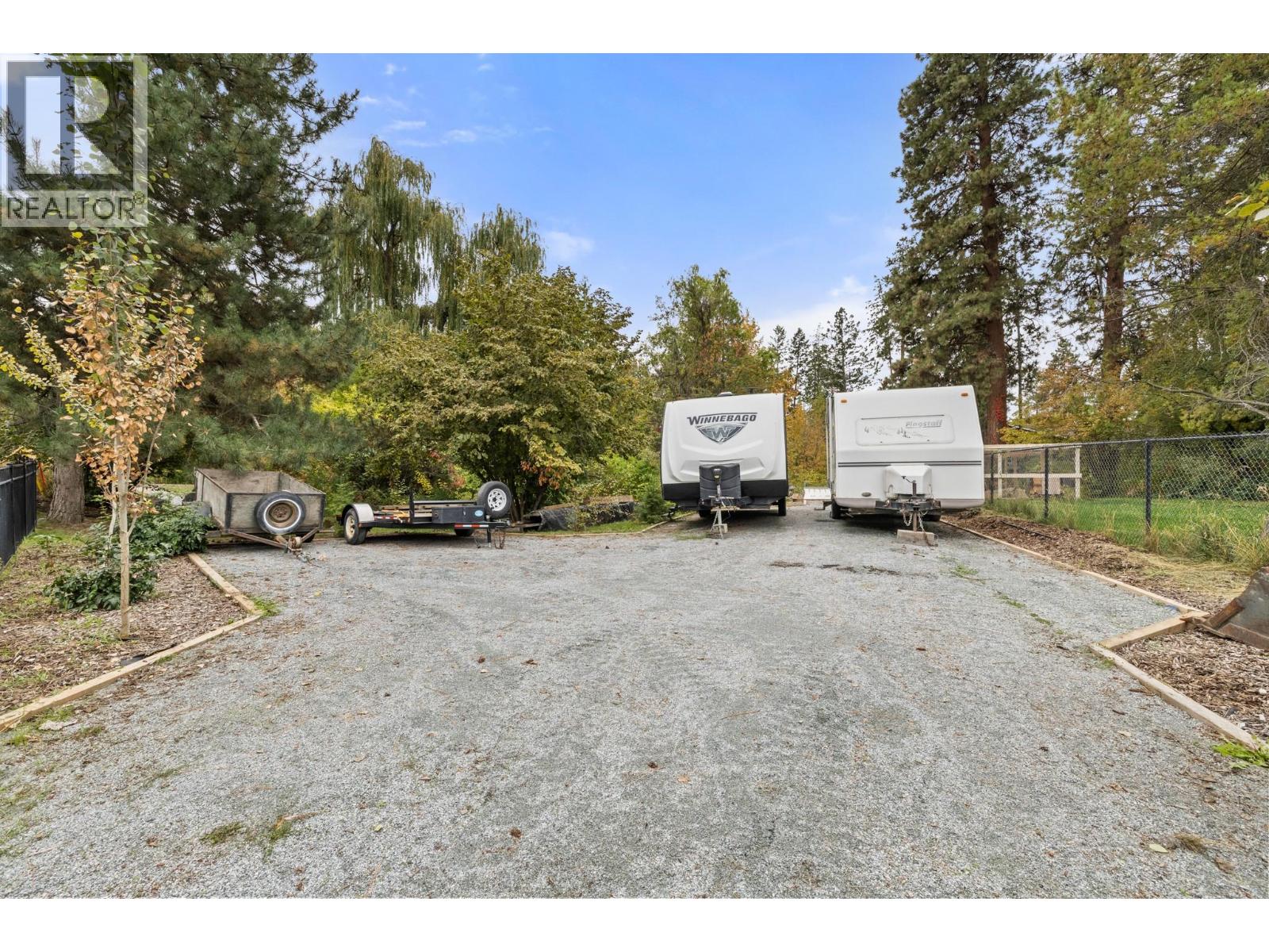 2475 Maquinna Road, Kelowna