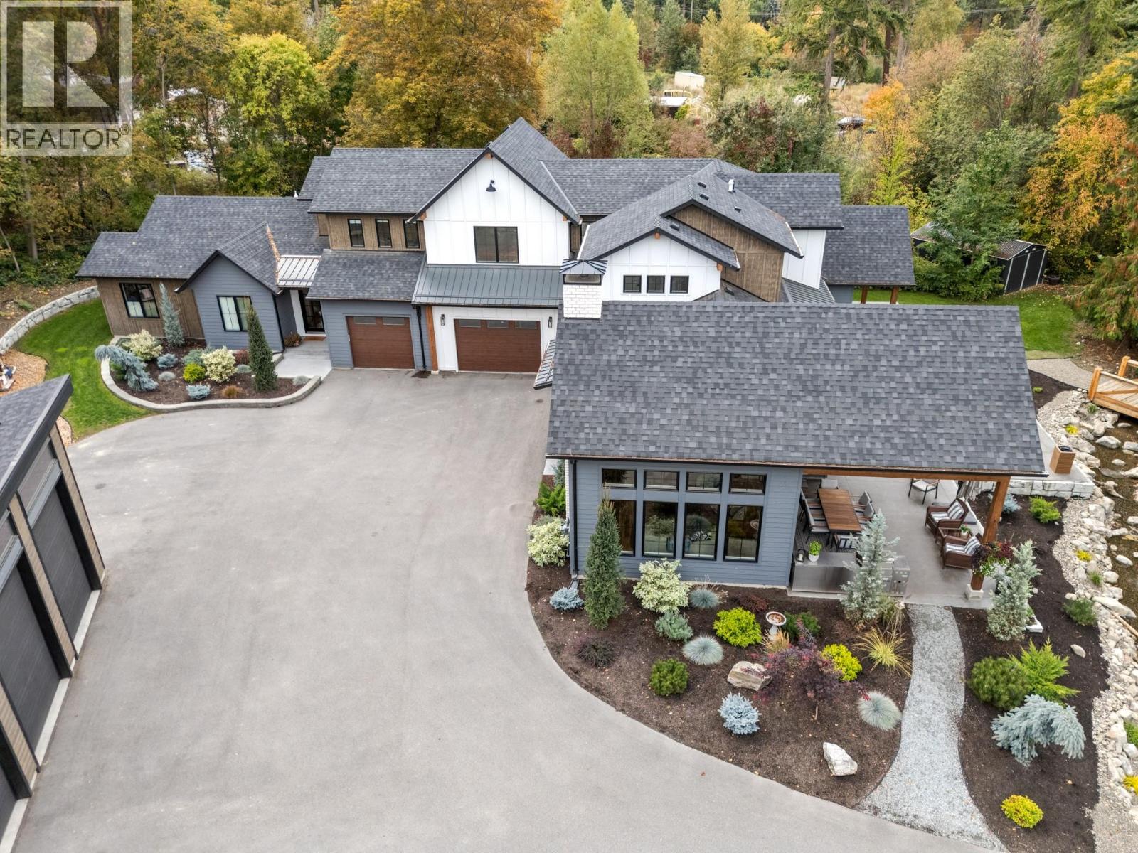 2475 Maquinna Road, Kelowna