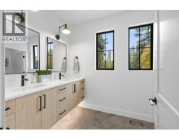 2475 Maquinna Road, Kelowna, BC V1W2R9 Photo 45