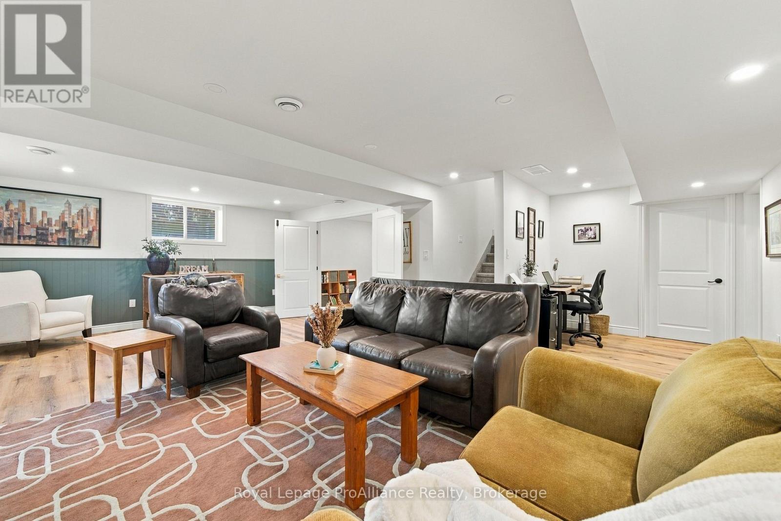 28 Aberdeen Street West, Stirling-Rawdon, ON photo 39
