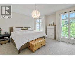 5633 6 Street SW - photo 19
