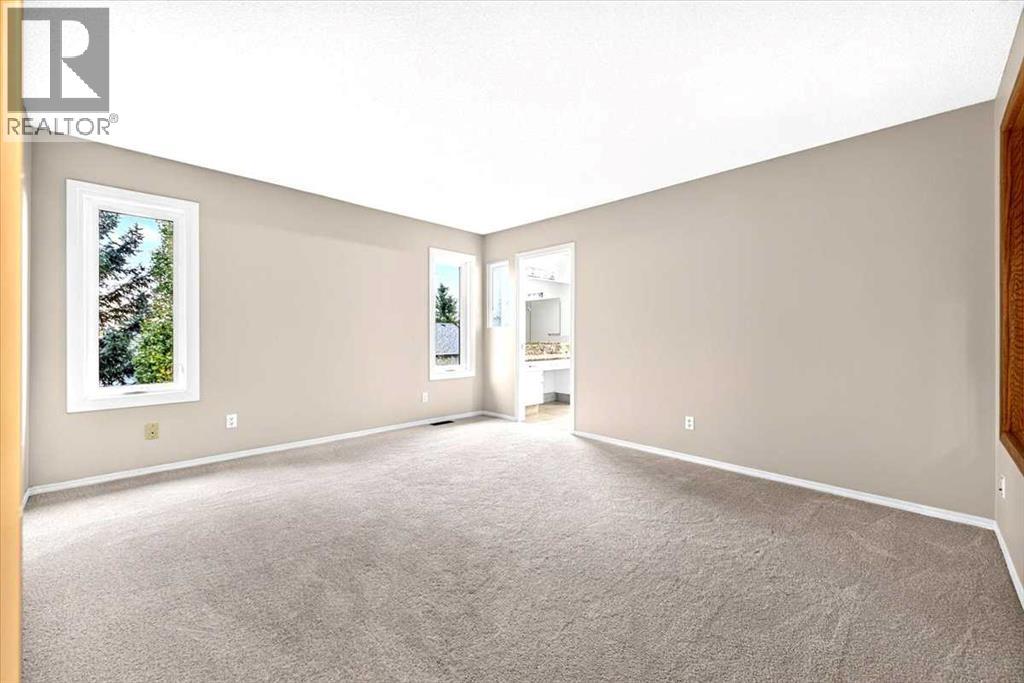 26 Evergreen Terrace SW - 27
