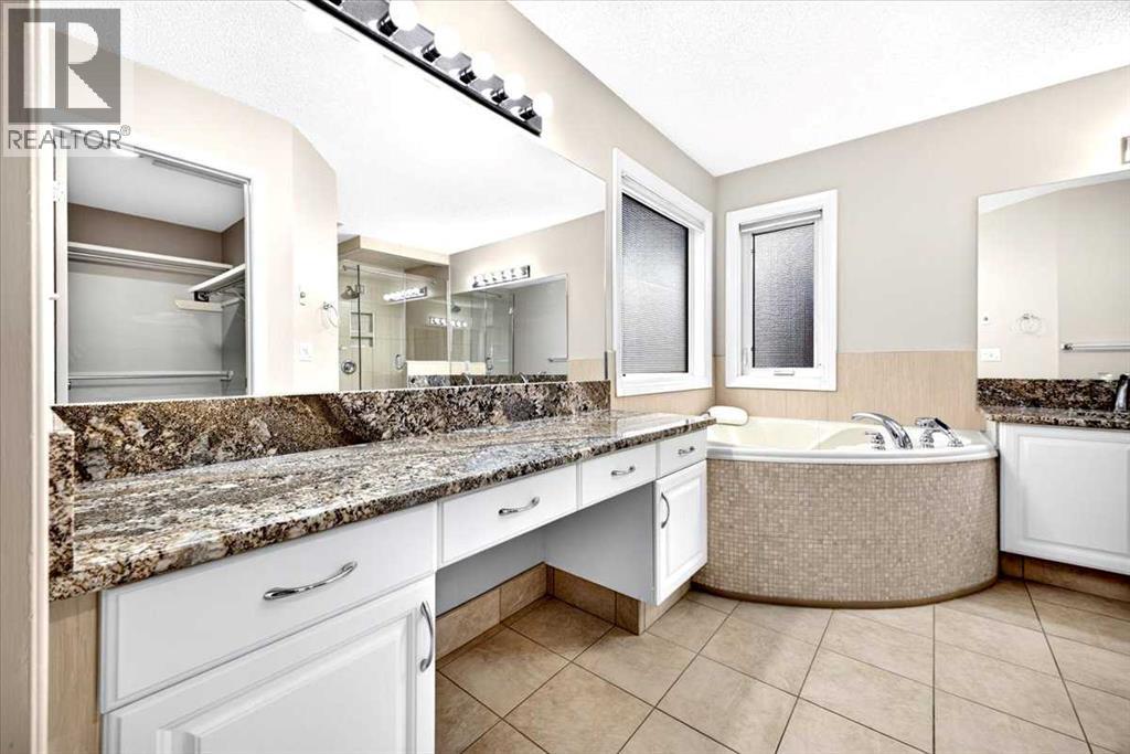 26 Evergreen Terrace SW - 28