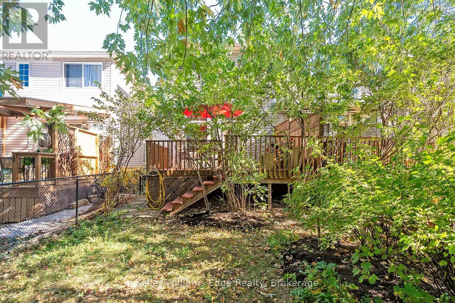 46 Sunnycroft Court West — photo 47