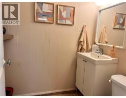 607 Victoria Street, Kamloops, BC V2C2B3 Photo 9