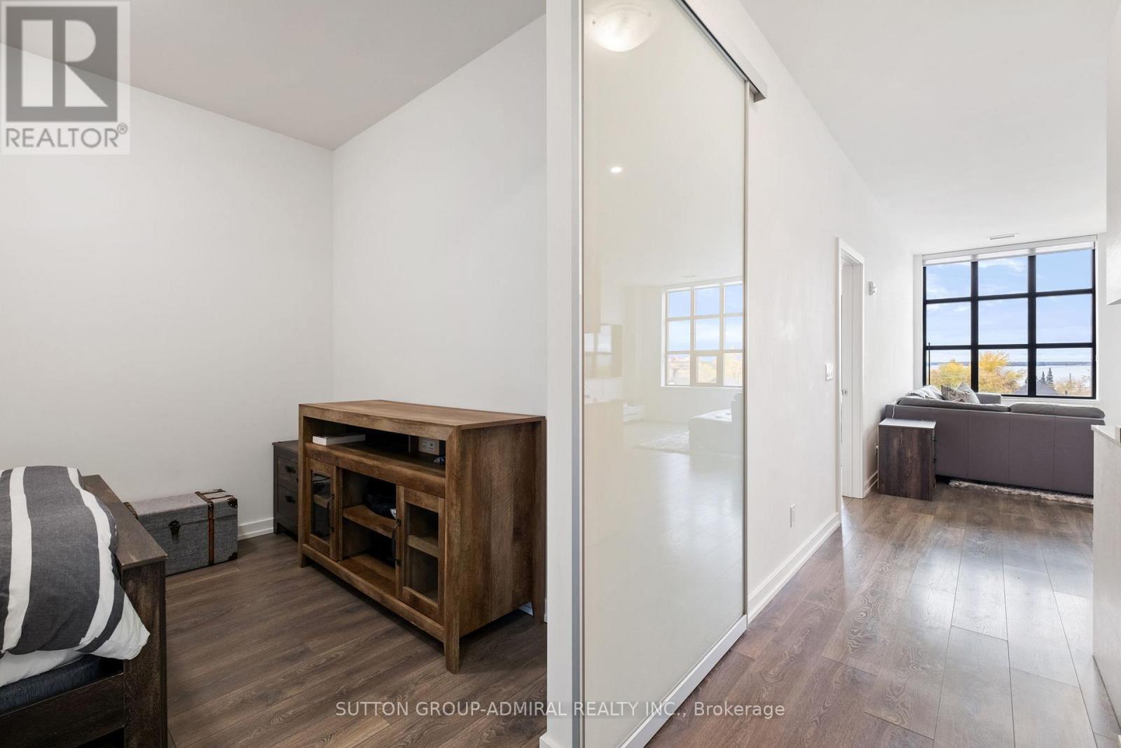 21 Matchedash Street — photo 17