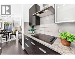 Den - 25 Discovery Ridge Hill Sw, Calgary, AB T3H4Y5 Photo 12