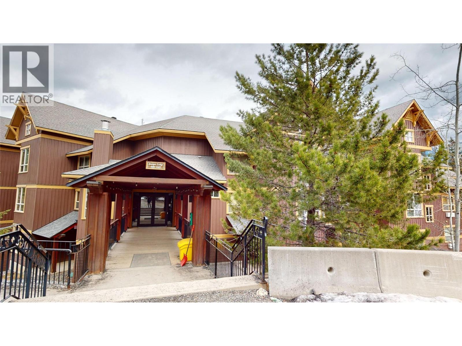 Property for sale at 4559 Timberline Crescent Unit# 613B
