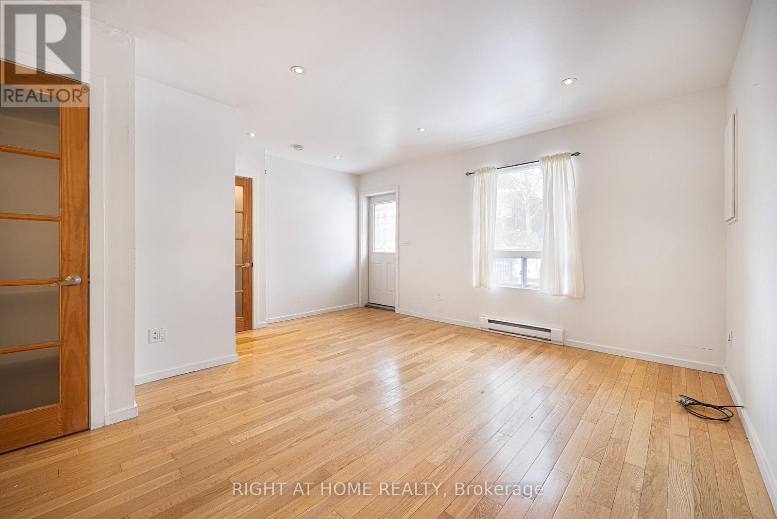 725 INDIAN ROAD - 17