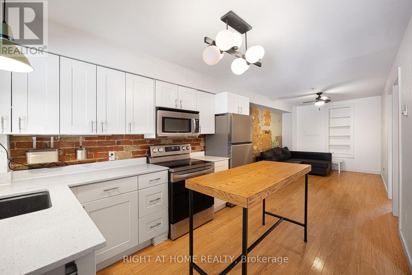 725 INDIAN ROAD - 28