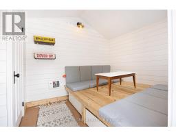 725 Indian Road, Toronto, ON M6P2E2 Photo 40
