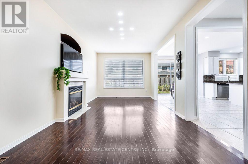 3696 Waterfall Crescent, Mississauga, ON photo 11