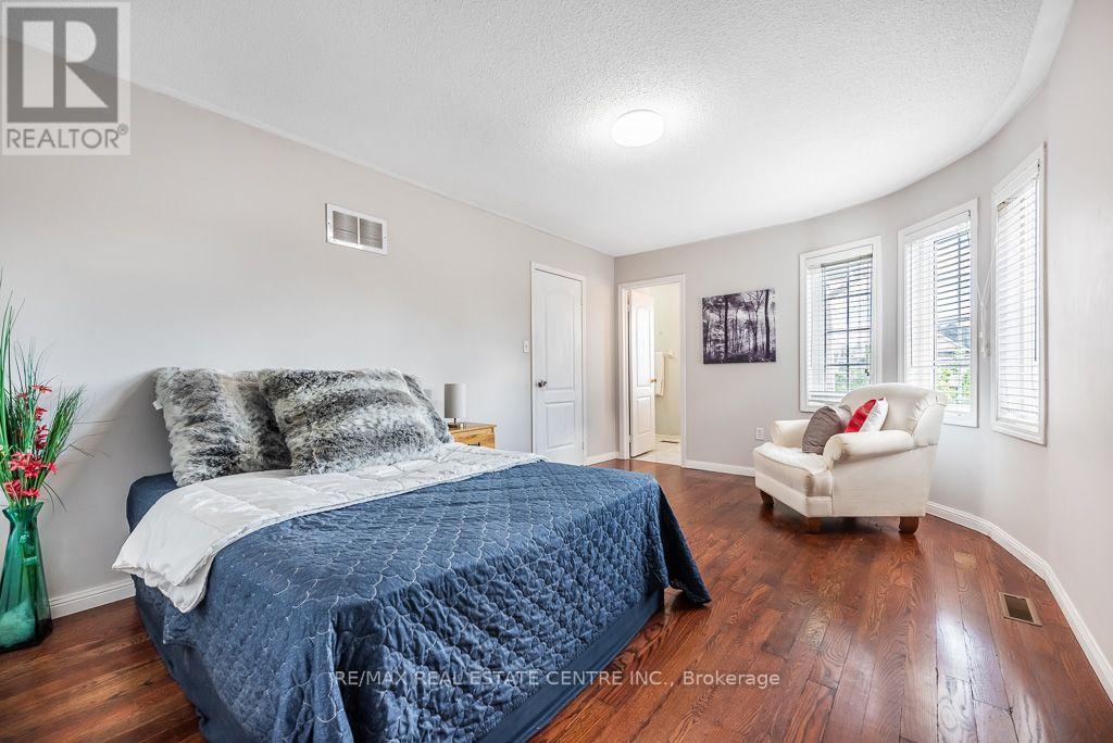 3696 WATERFALL CRESCENT - 30
