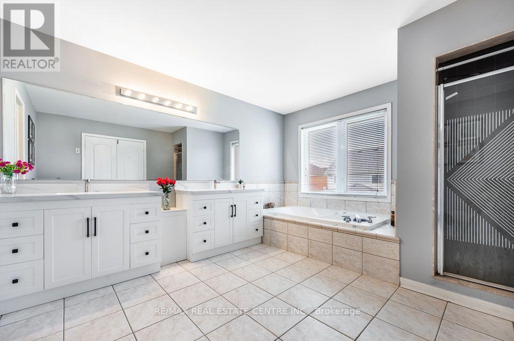 3696 Waterfall Crescent, Mississauga, ON photo 35