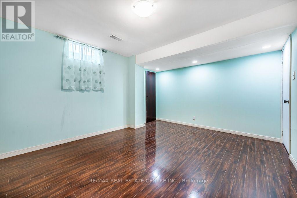 3696 WATERFALL CRESCENT - 42
